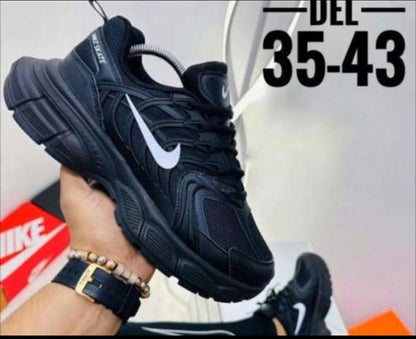 Zapatilla Nike Y2K